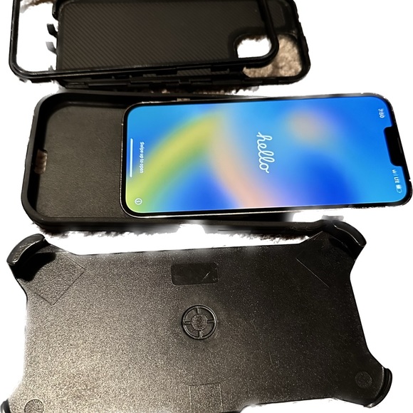 (Used) iPhone 13 Pro Max used Otter Box Case is in good shape - Picture 2 of 4